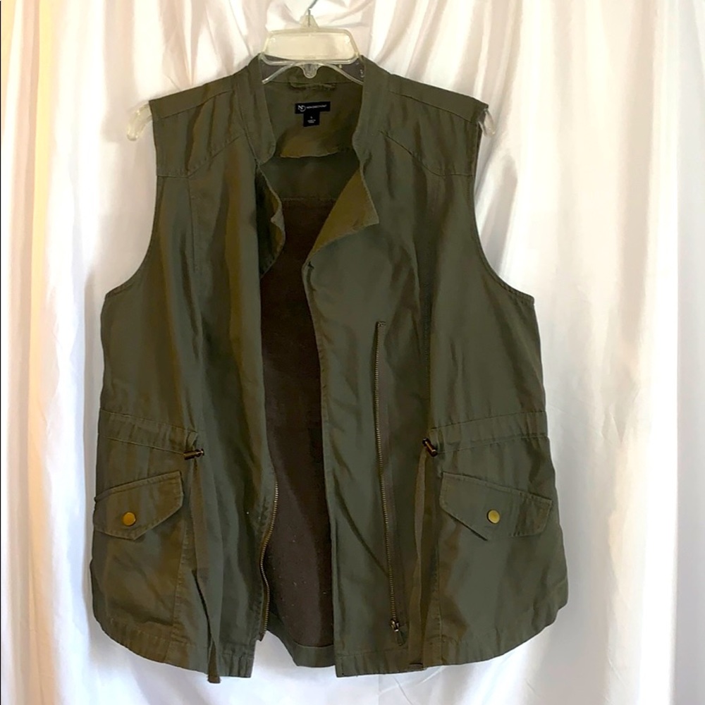 Army green vest